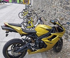 Triumph Daytona 675 SE - Image 5/9