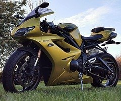 Triumph Daytona 675 SE