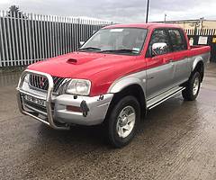 2003 Mitsubishi L200 Crew cab 5 seats Tax 333e