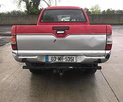 2003 Mitsubishi L200 Crew cab 5 seats Tax 333e - Image 5/8