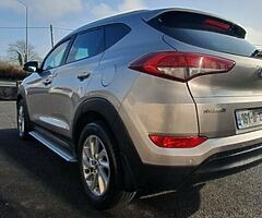 Hyundai Tuscon - Image 4/9