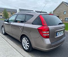 Kia Ceed - Image 4/10