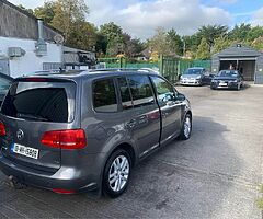 10 Vw Touran 1.6 Diesel 7 seater - Image 7/7