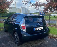 Toyota Aqua 1.5l Hybrid - Image 5/10