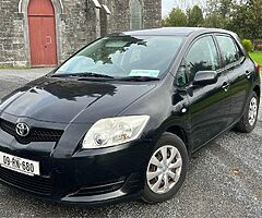 2009 Toyota auris 1.4 petrol