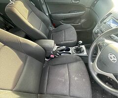 hyundai i30 - Image 5/9