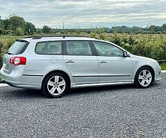 2010 VW Passat R Line Estate - Image 4/7