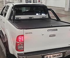 toyota hilux invincible - Image 8/10