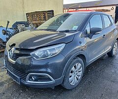 2014 RENAULT CAPTUR 0.9 PETROL MANUAL FOR BREAKING ONLY!