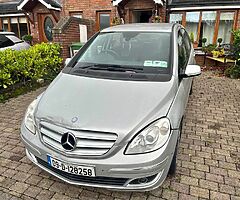 09 Mercedes B class 180 diesel 280 tax per year￼￼ - Image 8/8