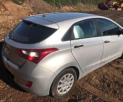 2014 HYUNDAI I30 1.4 PETROL FOR BREAKING! - Image 4/4