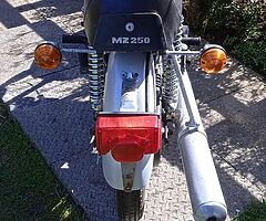 MZ 250