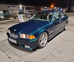 BMW 328i