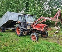 Zetor 6911 with trailer.