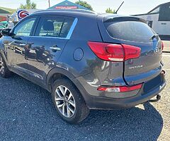 2014 KIA SPORTAGE 1.7 DIESEL FOR PARTS!