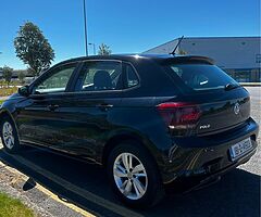 Volkswagen Polo 2018 AC & Cruise control