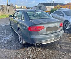 2010 AUDI A4 2.0 TDI FOR PARTS! - Image 5/5