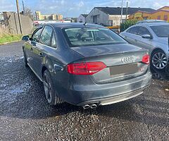 2010 AUDI A4 2.0 TDI FOR PARTS!