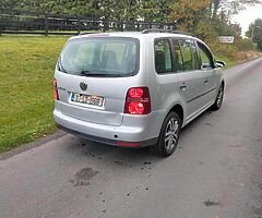 2007 VOLKSWAGEN TOURAN 7 SEATER.