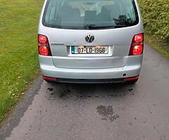 2007 VOLKSWAGEN TOURAN 7 SEATER. - Image 4/10