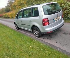 2007 VOLKSWAGEN TOURAN 7 SEATER. - Image 5/10