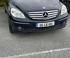 08 mercedes  b150 - Image 4/4