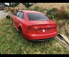 AUDI A4 B8 SLINE 2011 FOR BREAKING