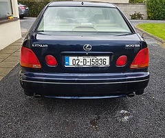 Lexus Gs300 - Image 4/7