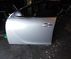 Opel insignia 2010 for breaking - Image 4/7