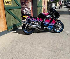 1993 Gsxr 750 Slingshot - Image 5/10