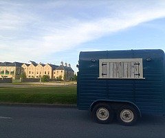 Mobile bar trailer horse box - Image 7/10