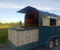 Mobile bar trailer horse box - Image 10/10