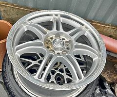 Momo corsa alloys 5x112 no tyres