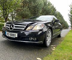 Mercedes e250 automatic for sale!!!!