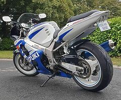 Suzuki gsxr600 k2