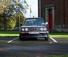 BMW e30