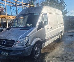 08 mercedes sprinter breaking