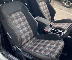 Volkswagen Golf GTI - Image 7/9