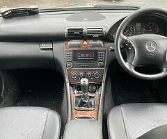 C200 Mercedes - Image 4/8