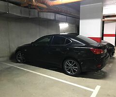 Lexus is250