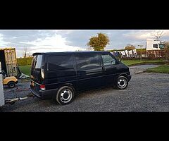 VW Transporter 2.5TDI crewcab