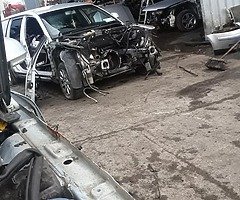 4Motion and 2WD passat for parts