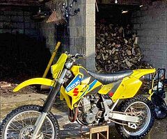 2003 Suzuki Drz 400 e model breaking