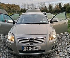 08 Toyota Avensis