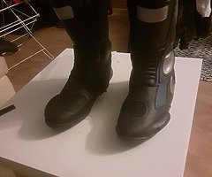 Motorcycle boots - Image 7/8