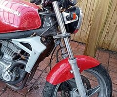 Kawasaki ER_5 500cc