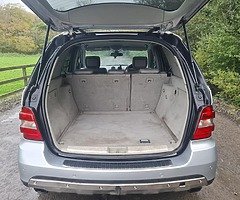 Mercedes ml320 cdi ,crew cab with fresh doe and 1 year tax - Image 6/10