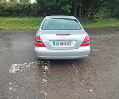 2005 MERCEDES E220 CDI NEEDS WORK. - Image 4/9