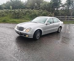 2005 MERCEDES E220 CDI NEEDS WORK.