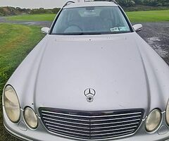 Mercedes estate 211 3.2 diesel auto for parts